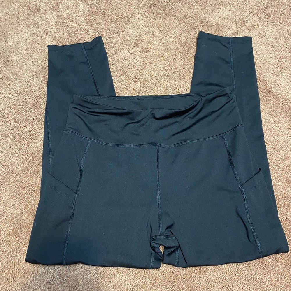 3/$12 M black leggings